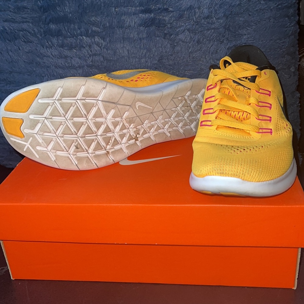 Womens Nike Free Run - Picture 4 of 4